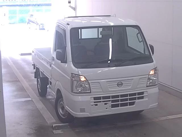 Nissan NT100 Clipper DR16T 2025